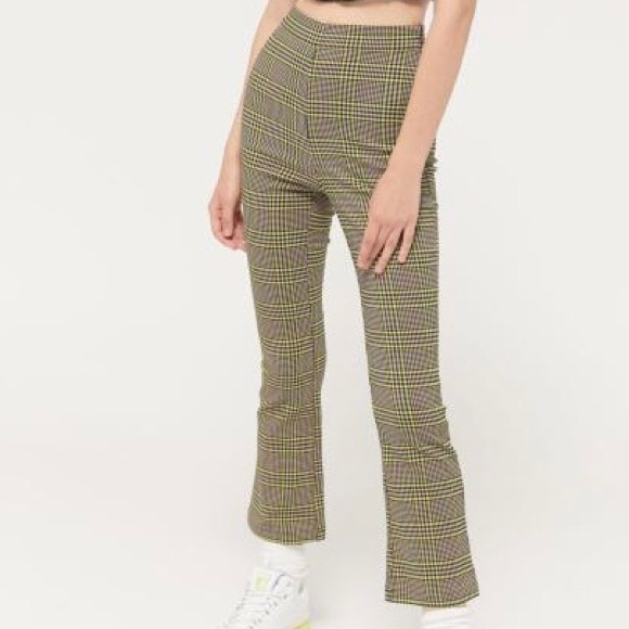 UO Plaid Kick Flare Pants - Picture 4 of 5